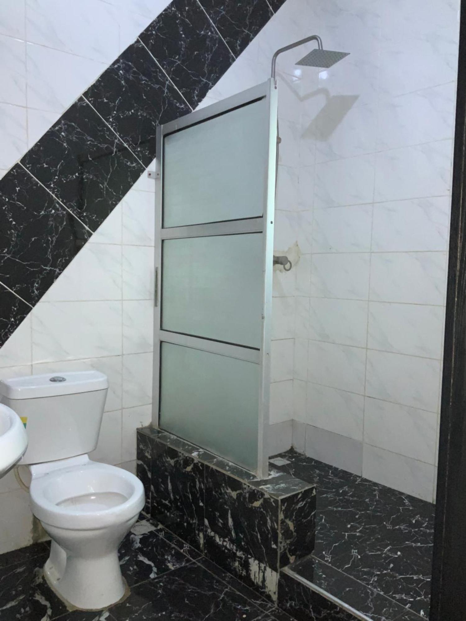 Senators Suites And Towers Hotel Omole Екстериор снимка